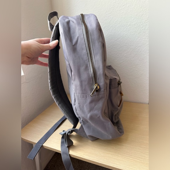 Herschel Settlement backpack in gray with totoro and strawberry patches - Picture 4 of 8